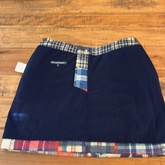 ROSASEN puffer skirt, size medium - Picture 5 of 7